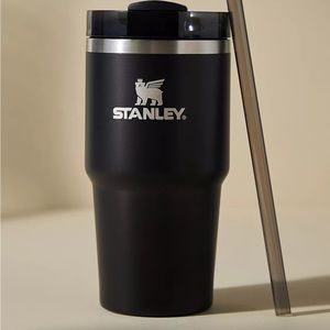 Stanley 20 oz. Quencher Tumbler with 4 pack of tumbler straws